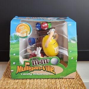 M&M'S Mulligan-Ville Candy Dispenser LIMITED EDITION  Golf